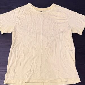 All in Motion Light Yellow Short Sleeve Tee